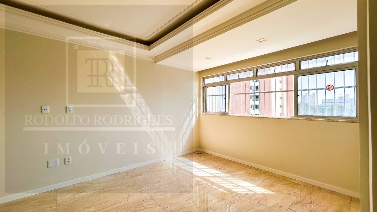 Apartamento à venda com 3 quartos, 117m² - Foto 4
