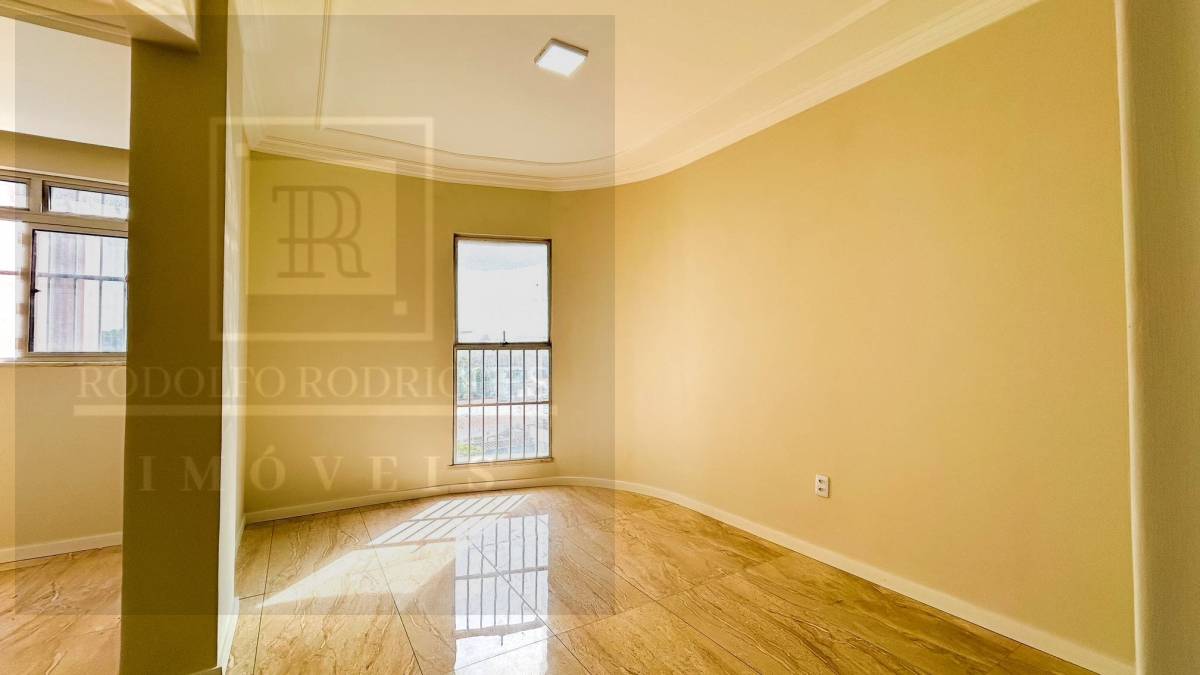 Apartamento à venda com 3 quartos, 117m² - Foto 9