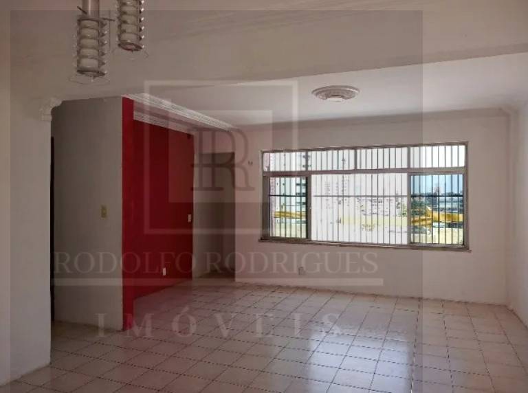 Apartamento à venda com 4 quartos, 200m² - Foto 2
