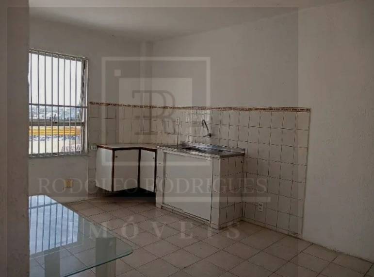 Apartamento à venda com 4 quartos, 200m² - Foto 9