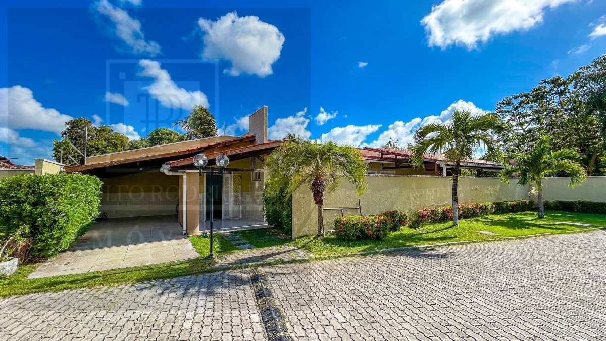 Casa Plana em Condomínio à Venda no Luciano Cavalcante | 3 Quartos, Deck Gourmet e Excelente Localização - Rodolfo Rodrigues Imóveis